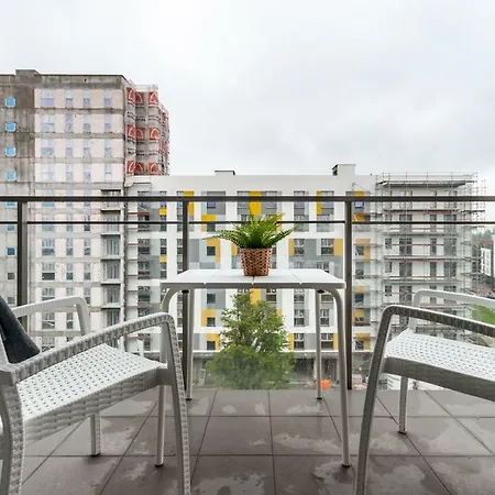 Comfortable Apartment With Parking Near Progresja Music Club Lejlighed *